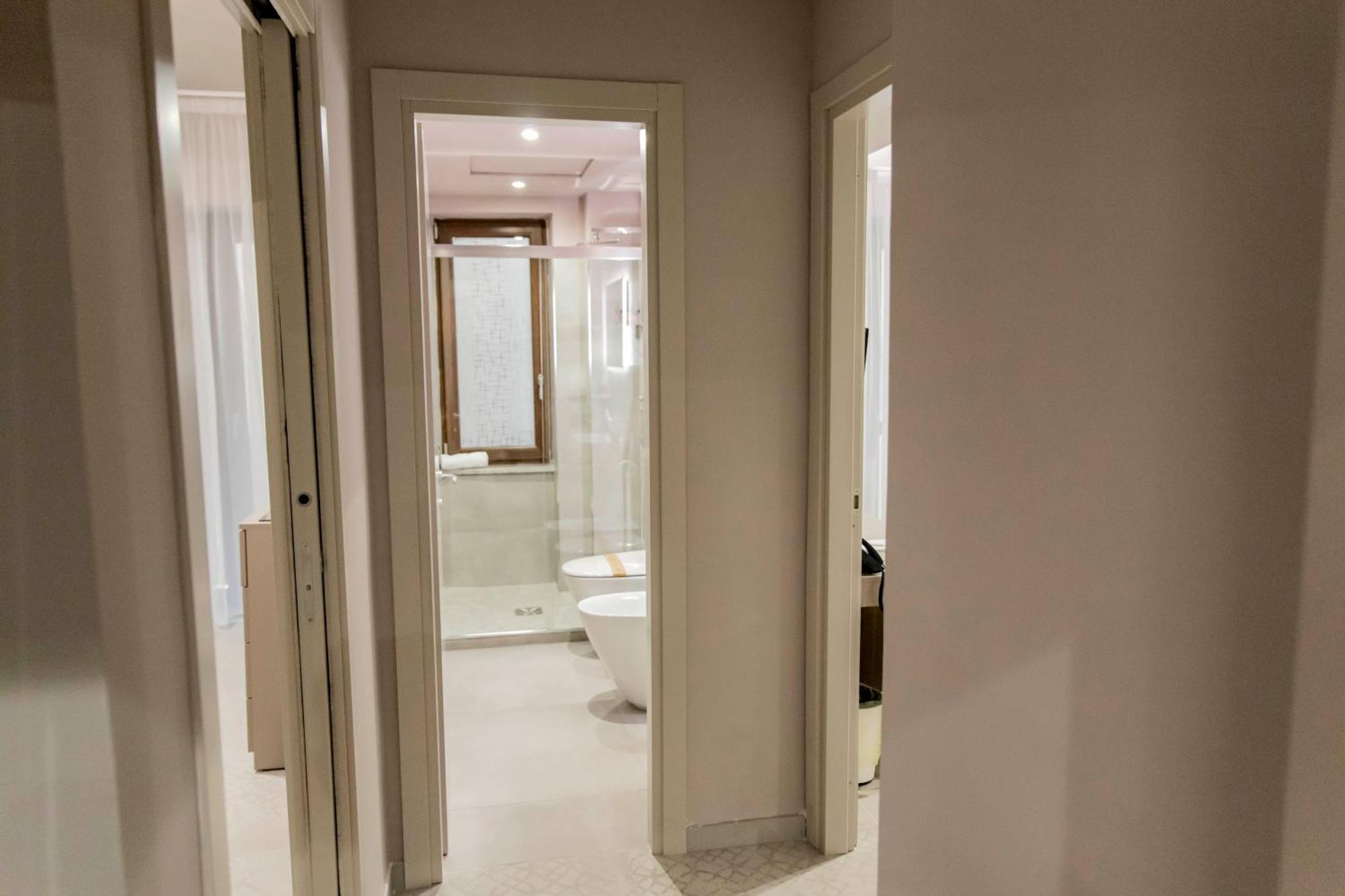Calypsosuite Salerno Luaran gambar